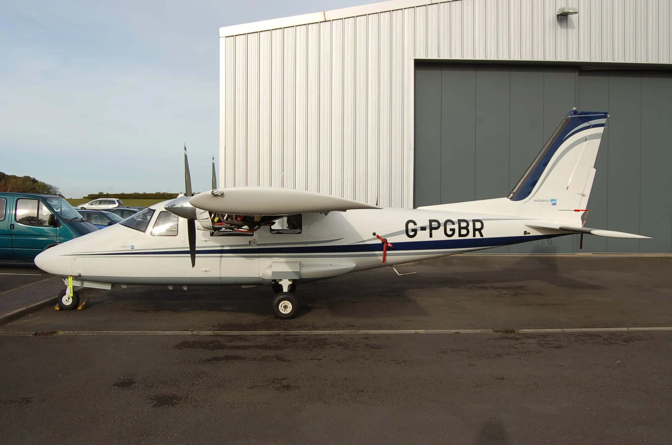 Partenavia P68 G-PGBR a Turweston